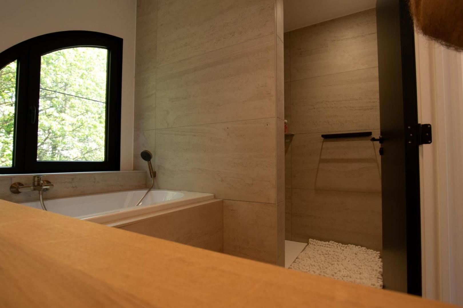 La Cabane D'Amae 마르쉐앵파멩느 외부 사진